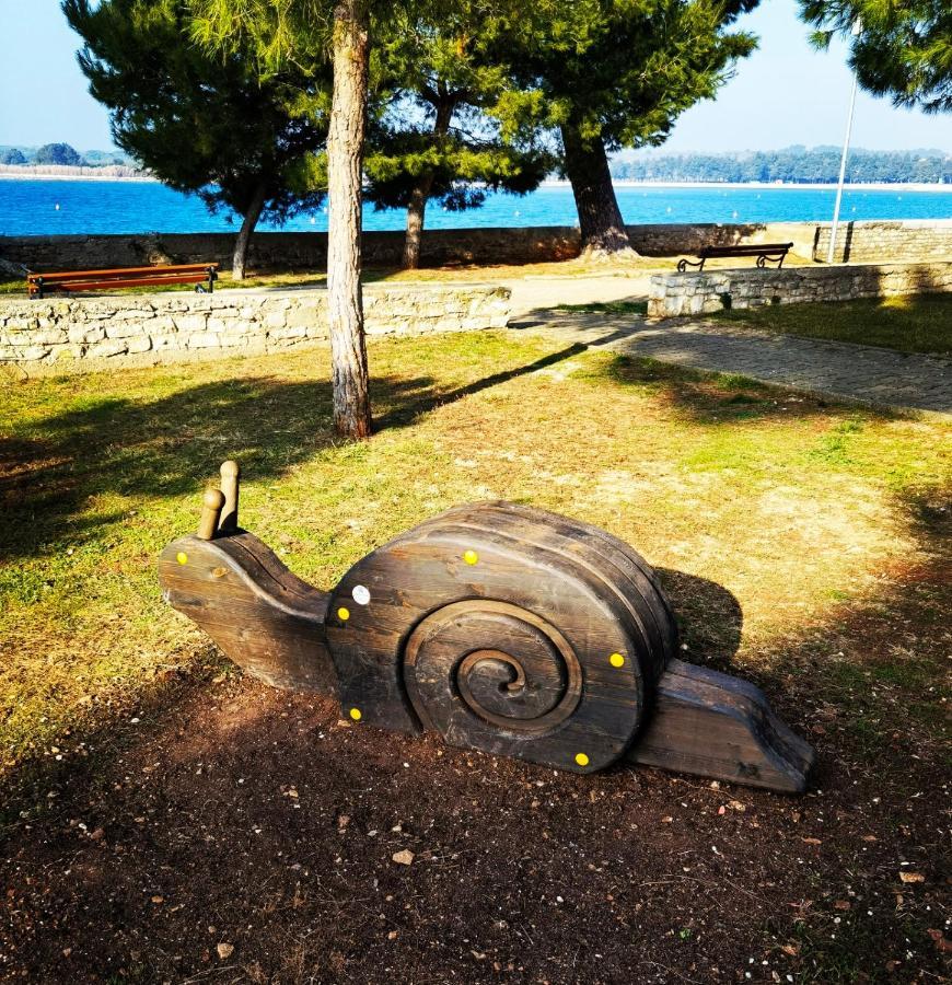 Lara Deluxe Superior 5 Star Apartment, Your Piece Of Heaven By The Sea & Park Novigrad Istria エクステリア 写真